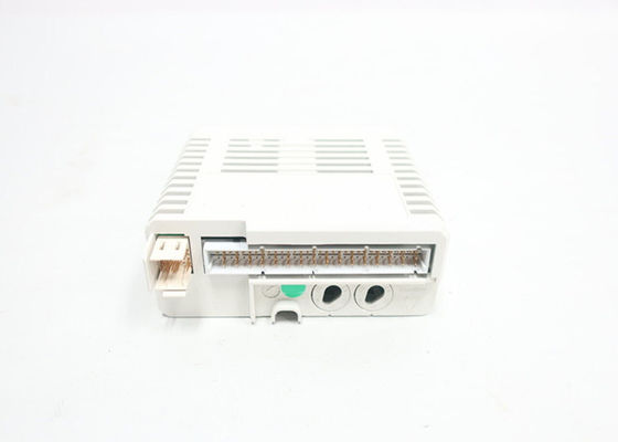 ABB DI830 3BSE013210R1 Digital Input 24V SOE 16 ch I-O Module