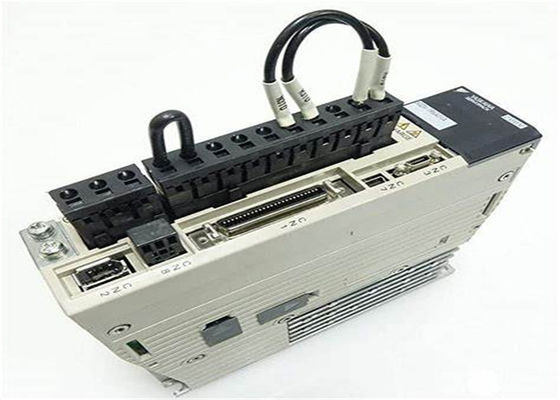 Yaskawa SGDV-1R6A21A 220V AC Servo Ampilifer 0.2kw New Original