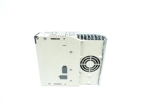 Yaskawa AC Servo Amplifier SGDV-5R5A21A 750W Output Original New