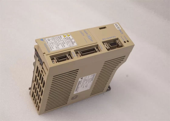 Yaskawa SGDE-A5AP 200V AC Servo Amplifier Brand New Original
