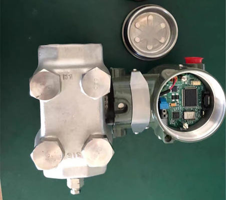 Yokogawa EJA130A-DHS5Z-22NN 42Mpa 4-20mA Pressure Temperature Transmitter