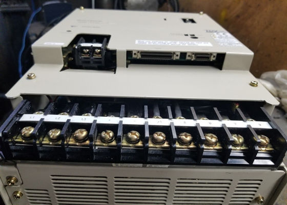 Yaskawa Industrial SGDB-60AD Servo Drives New Brand New In Box