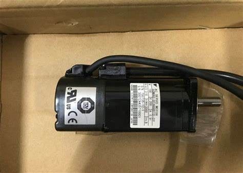 Yaskawa SGMAH-01BBAB1 30 VAC from 30 W to 1.5k W High-speed feed type 17-bit absolute