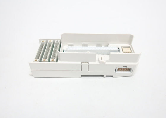 ABB 3BSE036714R1 TU813 Compact MTU 250V  Crimped snap-in connectors  Module Termination