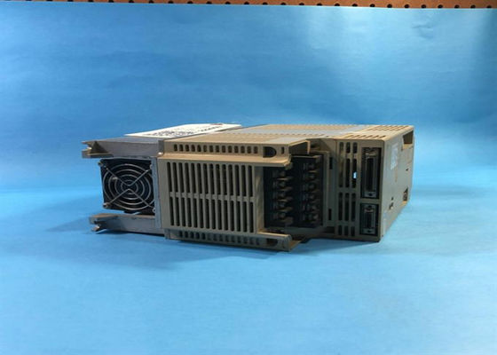 Industrial Servo Drives Brand New Original Box Yaskawa SGDB-05AD