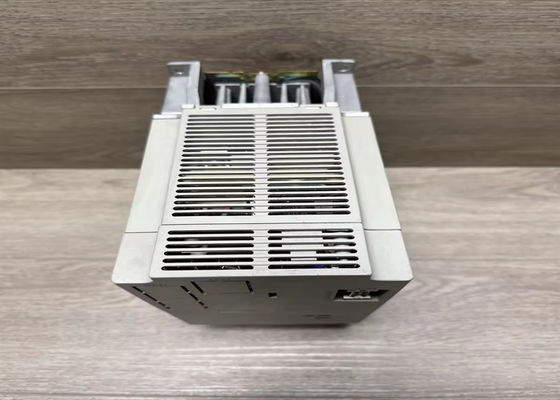 Yaskawa SGDB-10ADS 200V AC Servo Drives Brand New In Original
