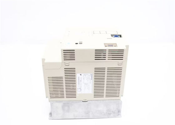 Yaskawa Brand New Industry Servo Drives SGDB-30AN Original Box
