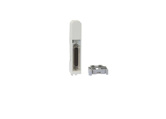 ABB   3BSE008536R1 TB806 Bus Inlet Module Termination Unit 0.046kg
