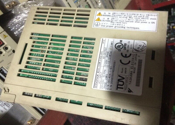 Yaskawa SGDM-01ADA-RY5 Japan Brand Servo Drives New Original