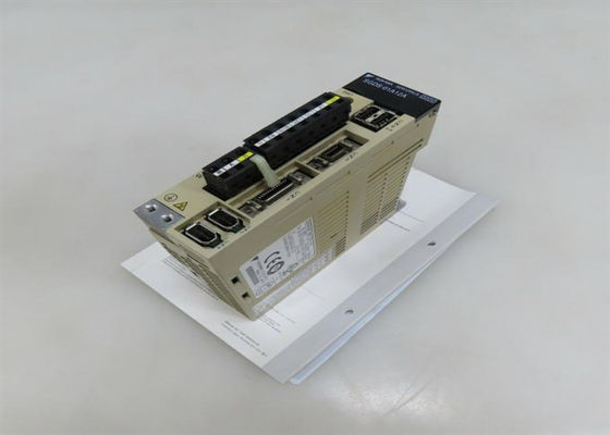 Yaskawa SGDS-01A12A 220V AC Servo Amplifier Brand New Original