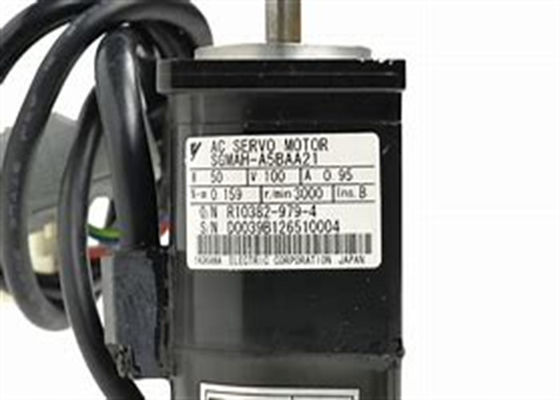 SGMAH-A5BAA21 AC Servo Motor Yaskawa Brand New In Original Box