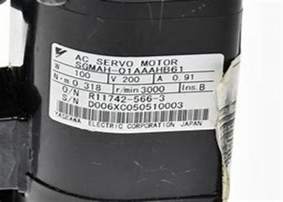 Brand New Yaskawa SGMAH-01AAAHB61 Servo Motor In Original Box