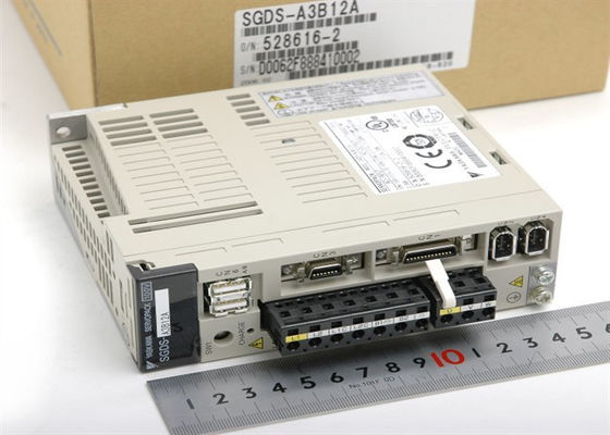 Yaskawa 0.03W Servo Drives SGDS-A3B12A Brand New Original Box