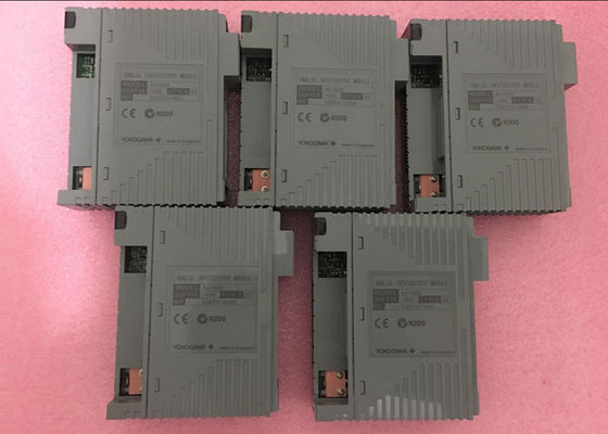 0.2 kg Digital I O Module with Input Resistance of 500kor or Larger and ±16 µA Input Accuracy