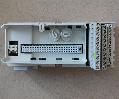ABB 3BSE013230R1 Compact Termination Module MTU TU810V1