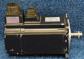 200W Yaskawa Industrial AC Servo Motor USAGED-02C22K Brand New