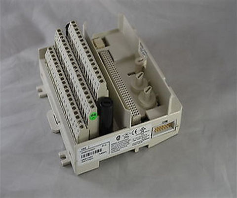 3BSE013234R1 ABB TU830V1 PLC Extended Module Termination Unit ABB Advant 800xA