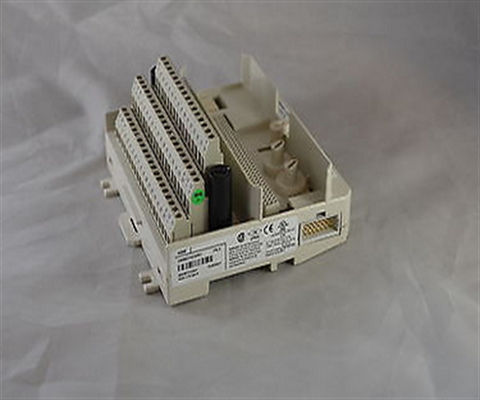 3BSE013234R1 ABB TU830V1 PLC Extended Module Termination Unit ABB Advant 800xA