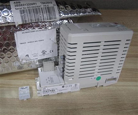 ABB 3BSE013208R1 Module Bus Cluster Modem Type TB820V2