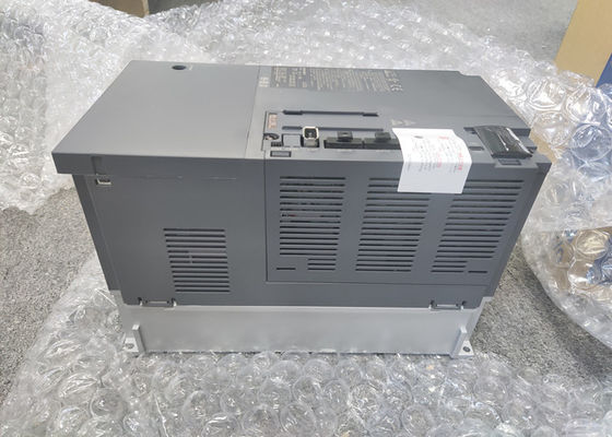 Mitsubishi 3 phase AC Servo Driver MR-J3-700B 7KW Motor Amplifier in control system NEW
