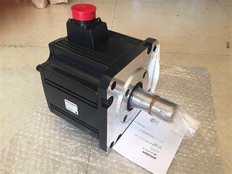 NEW 1KW 3-phase motor Mitsubishi HC-SF102X Industrial Control AC Servo Motor