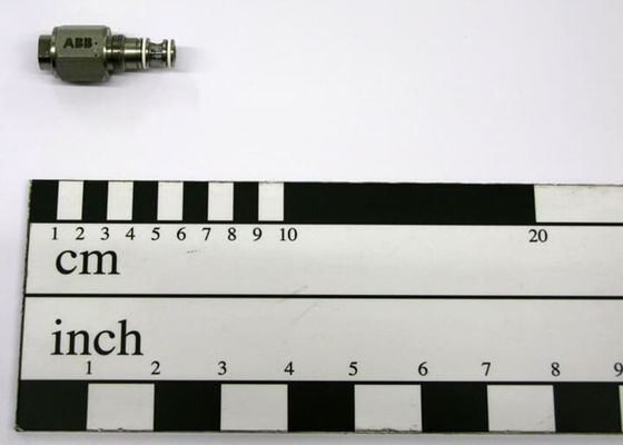 ABB 3HNA012517-001 2/2 VALVE FOR FLUID France (FR) Product Net Weight is 0.066 kg
