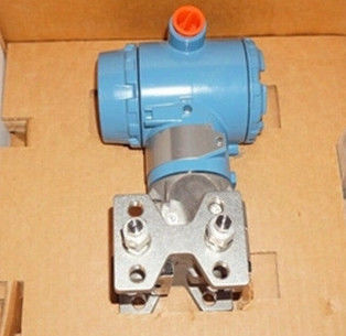 ROSEMOUNT Temperature Transmitter 3051CD0A02A1AB1H2L4M5 4–20 mALow-power,scaled variable