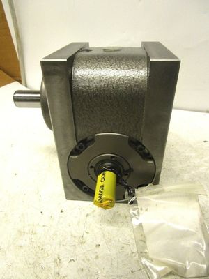 Sankyo 7D-04272R-L3VW1 - 45-Degree Oscillator Gearbox for Sandex 4.5e