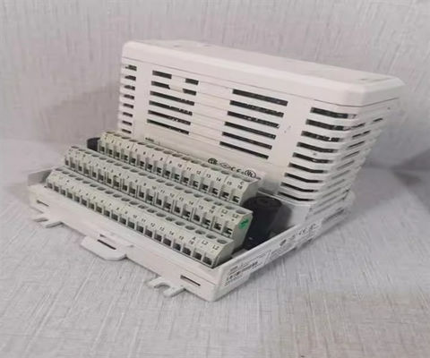 ABB AO895 3BSC690087R1 Analog Output  HART 8 ch Control Module