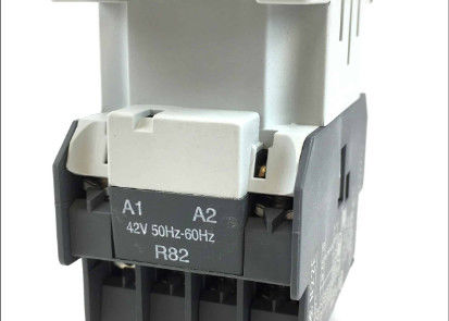 ABB Contactor Relay  1SBH141001R8022 N22E 115-127V 60Hz SCREW TERMINALS 4 POLE