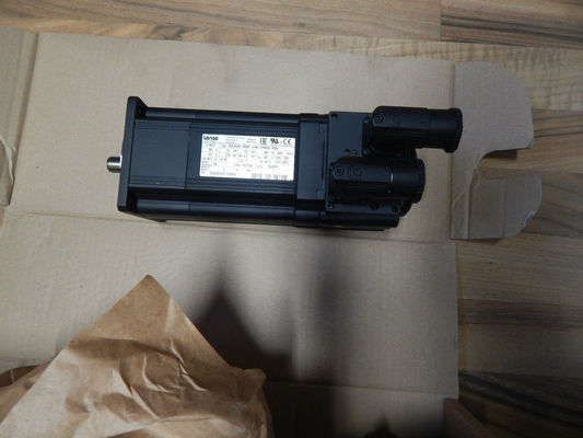 LENZE MCS 09H60-RS0B0-A14N-ST5S00N-R0SU Description SERVO MOTOR 3.4A 307V 3.8NM