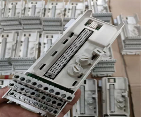 TU811V1 3BSE013231R1 ABB 8 Channel 250 V Compact Module