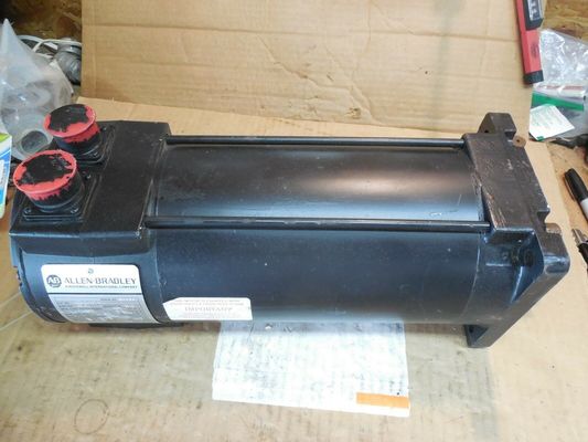 AB 1326AB-B2C-21 Torque Plus Series Servomotors for the 1391-DES AC Servo Drive