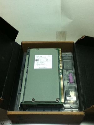 ALLEN-BRADLEY 1785-LTB Classic 1785 PLC5 Programmable Controllers