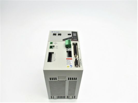 ALLEN-BRADLEY 2093-AC05-MP5 Kinetix 2000 Integrated Axis Module and  Axis Module