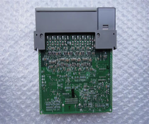 Allen-Bradley 1746-NI16V Analog Input Module  Logic Controller Module