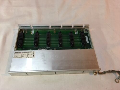 ALLEN-BRADLEY 2093-PRS5 KINETIX 2000 SERVO POWER RAIL 5 SLOTS
