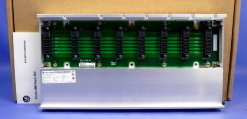ALLEN-BRADLEY 2093-PRS7 KINETIX 2000 SERVO POWER RAIL 7 SLOTS