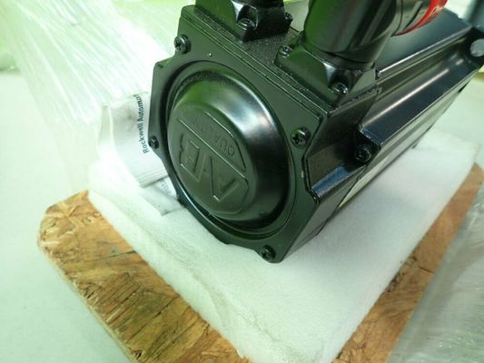 ALLEN-BRADLEY MPM-B1151F-MJ72AA MP-Series MPM 480V AC Rotary Servo Motor