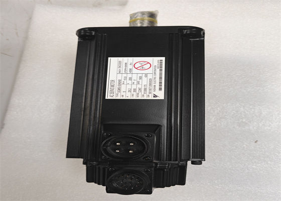 YASKAWA  Industrial Servo Motor SGMS-50A6AB country of  original is Janpan