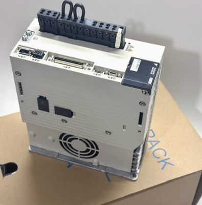 Yaskawa Drive SGDV-5R5A01A/11A SGDV-7R6A01A/11A with one-year warranty in stock