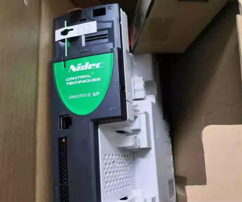 EMERSON SP0405 DRIVE, 0-480 V, INPUT PHASE 3 Control Techniques AC Drives
