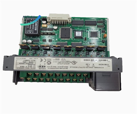 Allen-Bradley 1746-NO8I Analog Output Module  Progmable Logic Controller Module
