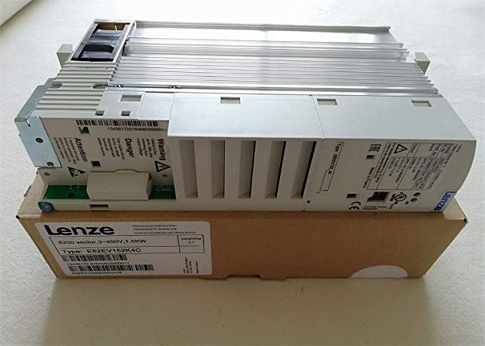 Lenze E82EV152K4C VECTOR FREQUENCY INVERTER DRIVE INPUT 3 PHASE 400 / 500 VAC 50/60 HZ