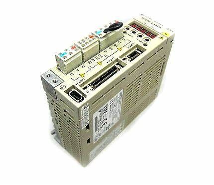 SGDM-15DN  Ac Servo Motor Drive Yaskawa 0.5 AMP 32 POINT Servopack