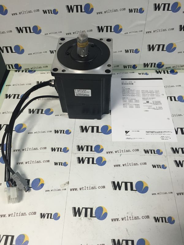 SQMPH-15AJE40 AC Induction Servo Motor , Yaskawa Small Servo Motor 1500W  200V
