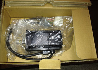 Yaskawa Variable Speed Industrial Servo Motor NIB Yaskawa SGMAH-02AAA21 200W 200V 0.637N.M