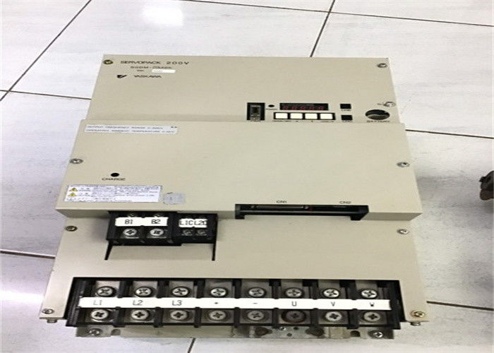 Yaskawa SGDM-1AADA-A AC Servo Drives Brand New In Original Box