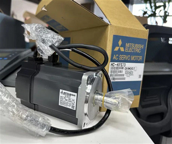 Mitsubishi AC Servo Motor HC-KFS73 750W 103V 5.6A Output 750W IP55 3.0KG