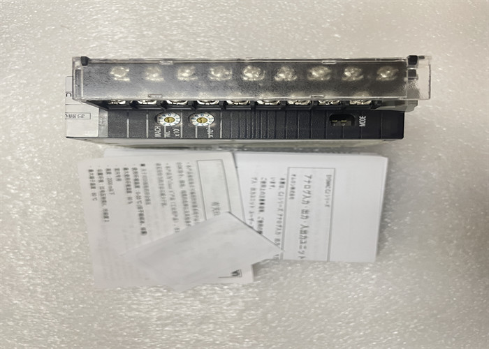 CJ1W-AD081-V1 Omron Automation and Safety CJ Series INPUT MODULE 8 ANALOG